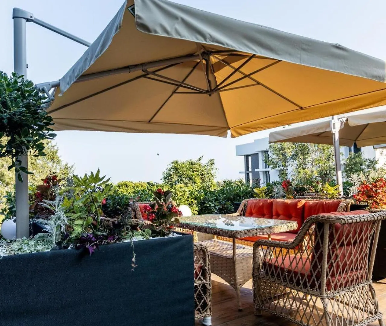 Aqua View Spa Boutique Hotel 골든샌드 4*,