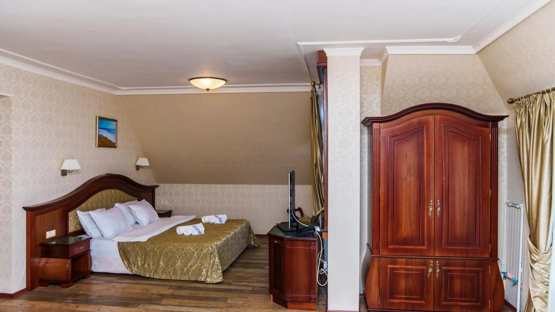 Aqua View Spa Boutique Hotel 골든샌드