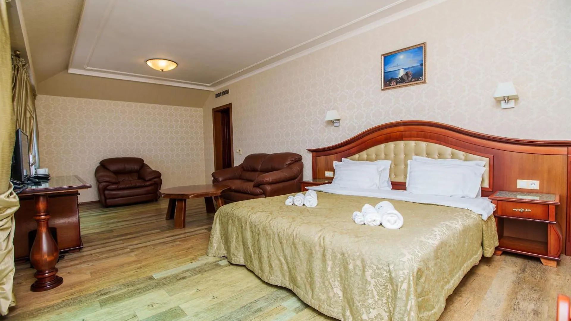 Aqua View Spa Boutique Hotel 골든샌드