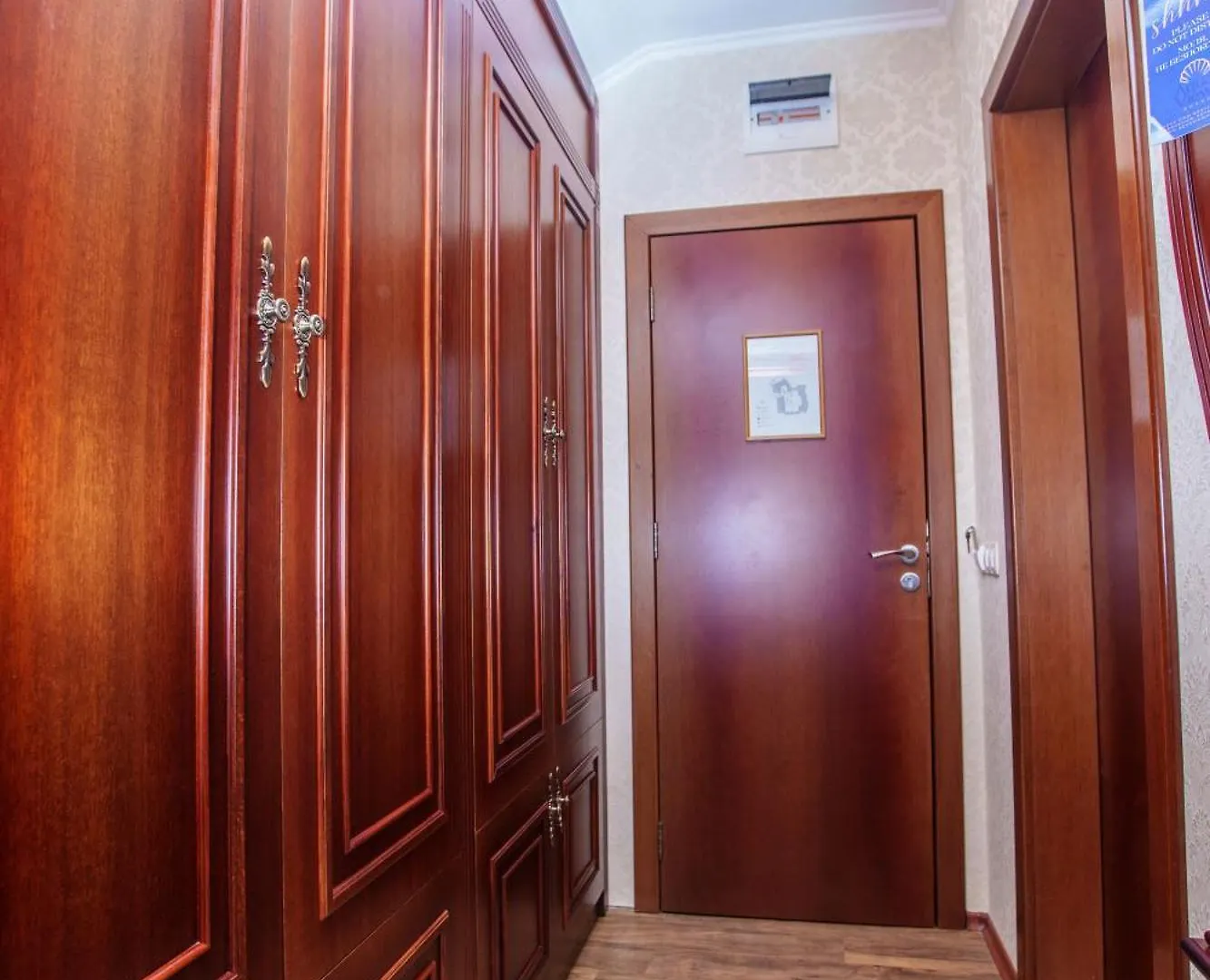 Aqua View Spa Boutique Hotel 골든샌드