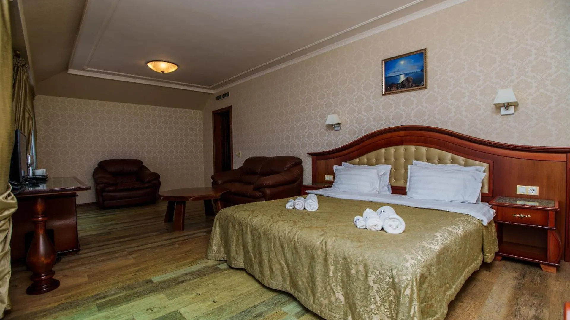 Aqua View Spa Boutique Hotel 골든샌드