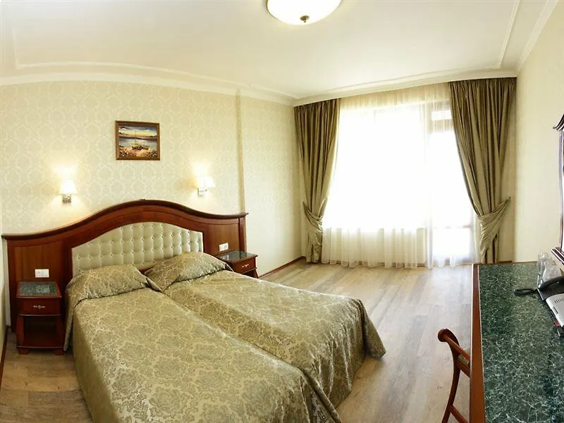 Aqua View Spa Boutique Hotel 골든샌드